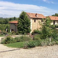 Cascina-Cerea-Einfahrt-Juni-2020.jpg
